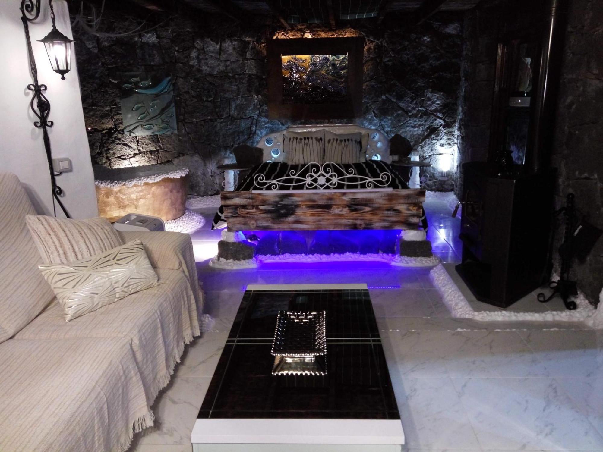 Aloelux Villa ! - Private Villa With Jacuzzi, Cinema ,Massage ,Wonderful View, Art Desing Villa Conil Cameră foto